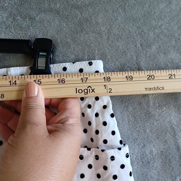 Chicos Sz 2 / 12 Ankle Pants Polka Dot Straight Leg White Black Casual‎ Classic - Picture 5 of 13
